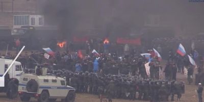 VIDEO Cum se antreneaza in secret Garda Nationala a Rusiei pentru reprimarea unor manifestatii