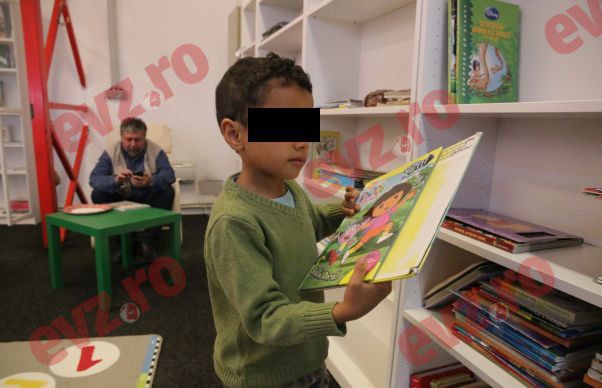 EXCLUSIV Biblioteca pentru copiii romilor