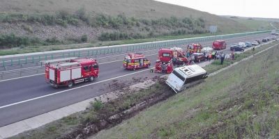 Soferul de microbuz mort in tragedia de pe autostrada Orastie - Sibiu a evitat un accident dezastruos