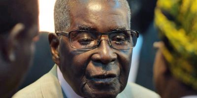 Mugabe, destituit din functia de presedinte al partidului care conduce Zimbabwe