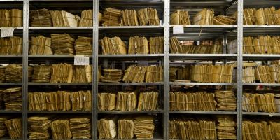 Arhivele Nationale, blocate. Documente istorice, in pericol